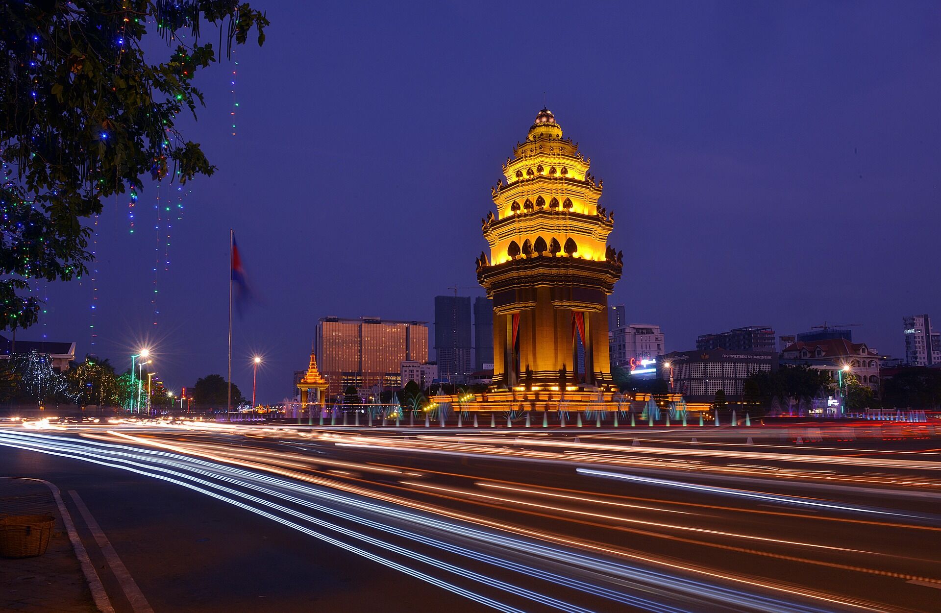 Begin your Phnom Penh Tours with a scenic adventure